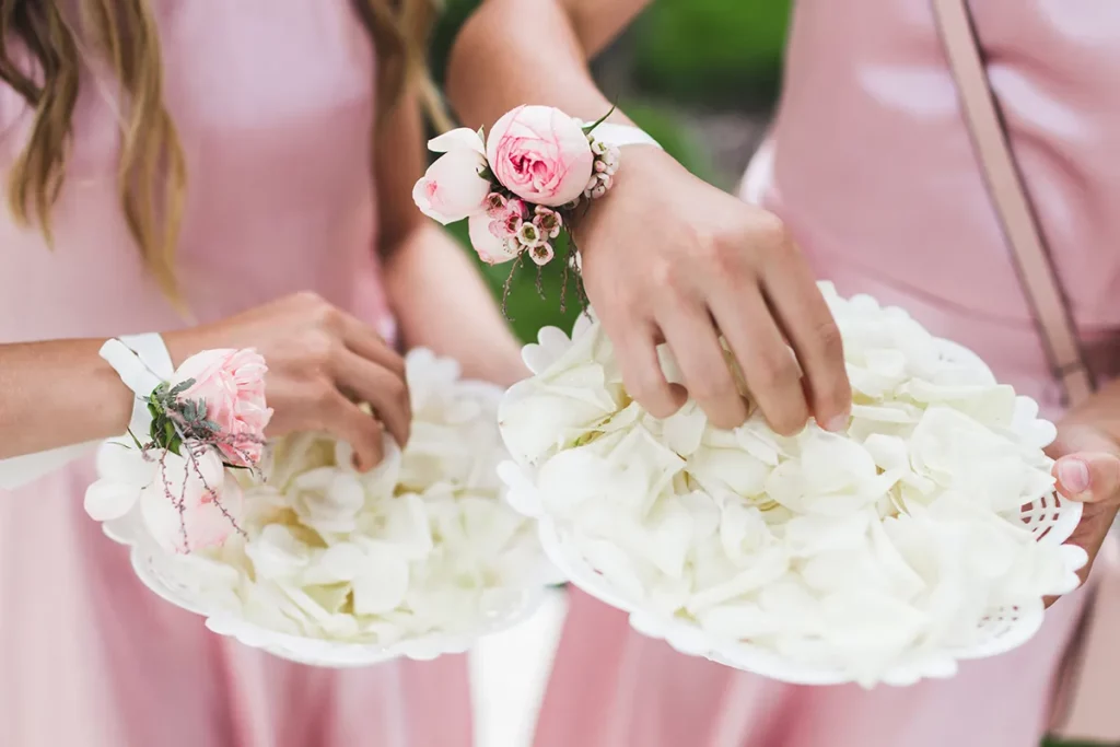 bracelets de fleurs demoiselles d'honneur